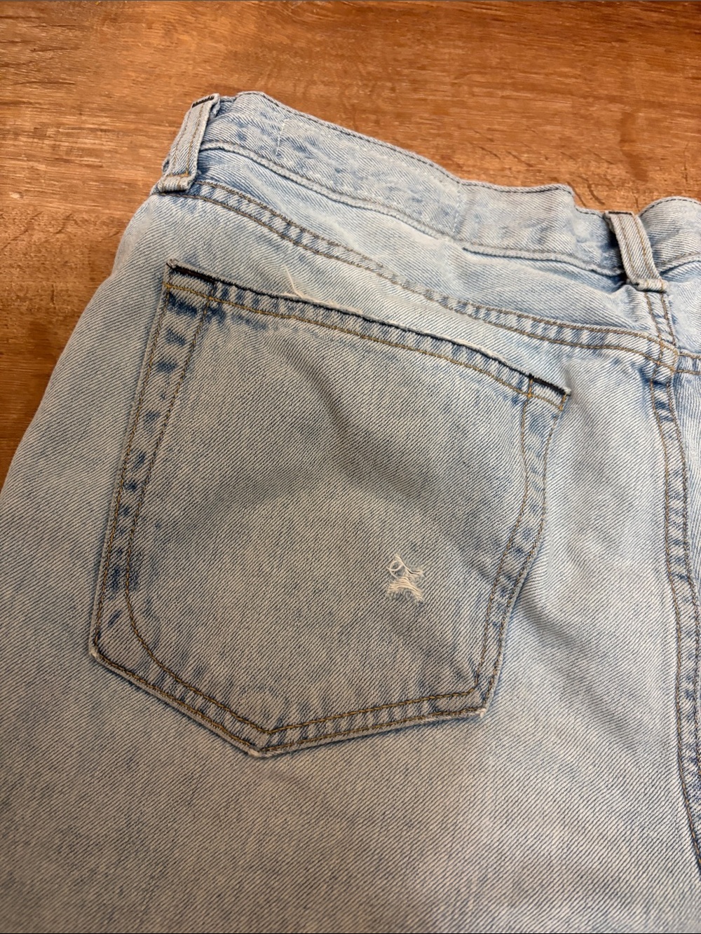 rag & bone Light Blue Distressed Denim Cutoff Shorts Size 26 - Picture 8 of 9